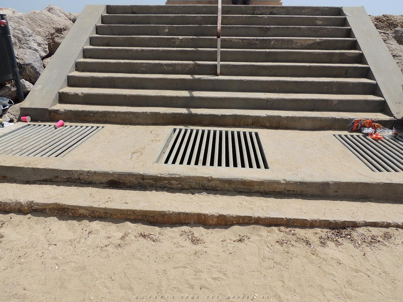 27 Les escaliers.JPG -           